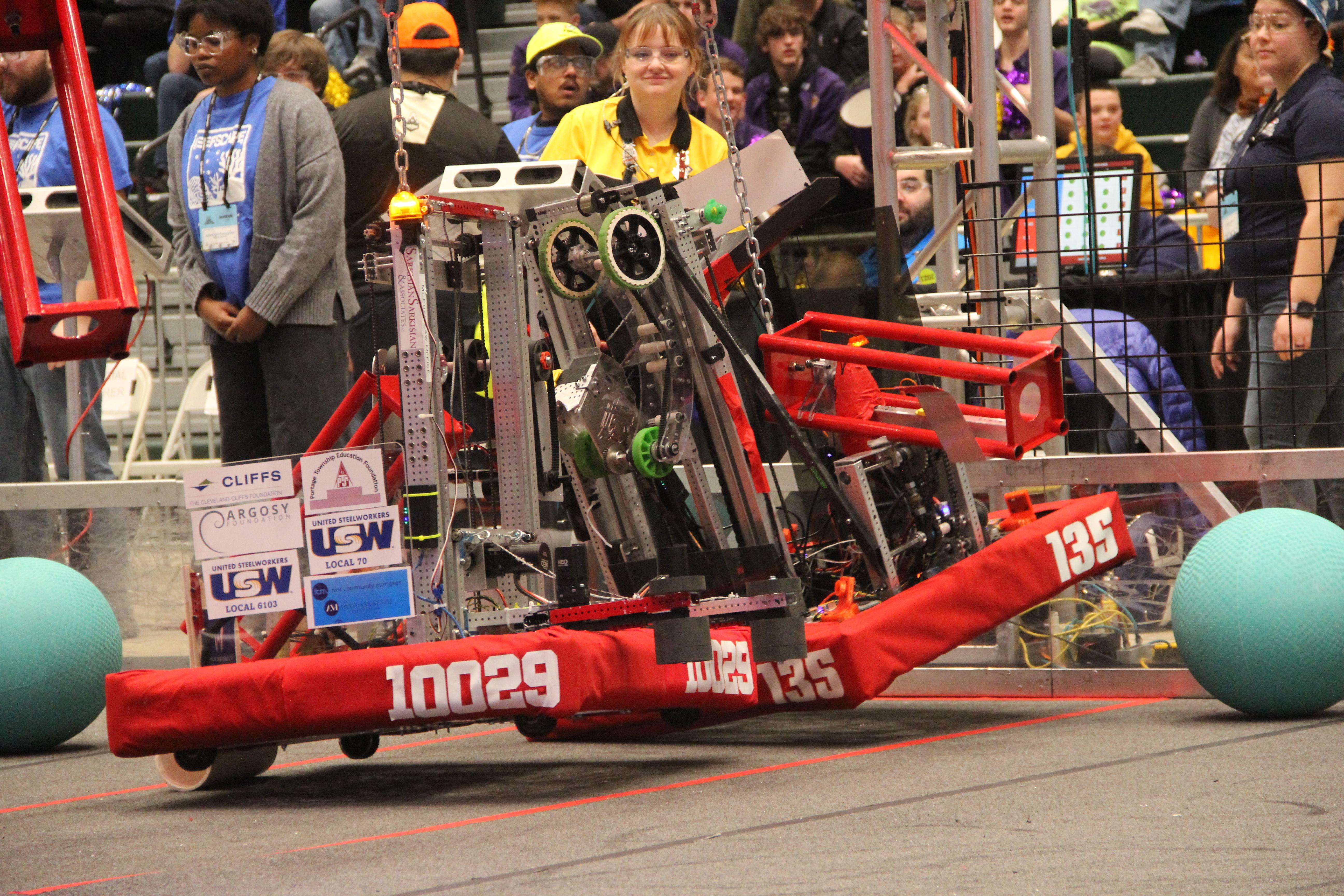 Robot hanging during endgame